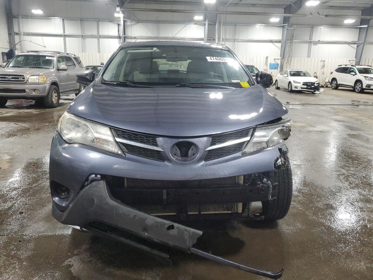 2014 Toyota RAV 4 - Image 5