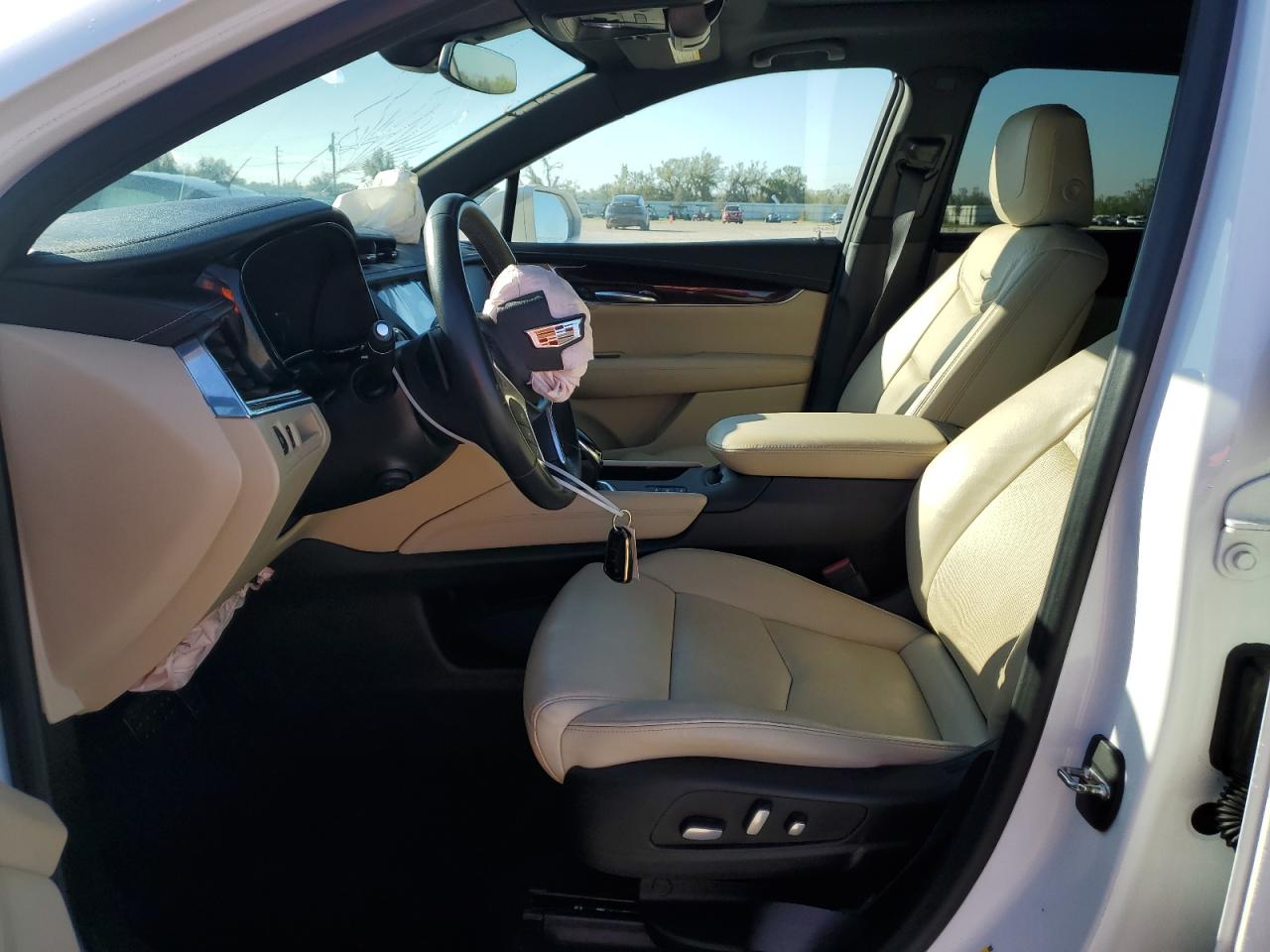 2019 Cadillac XT5 - Image 7