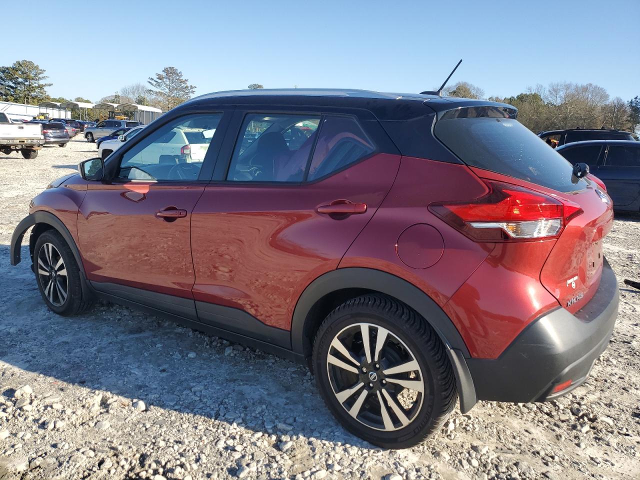 2018 Nissan Kicks - Image 2