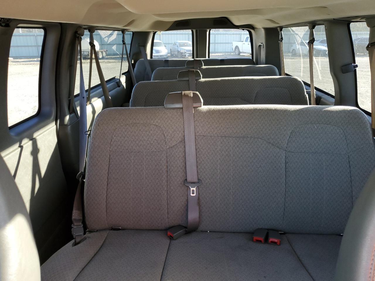 2013 Chevrolet Express - Image 10