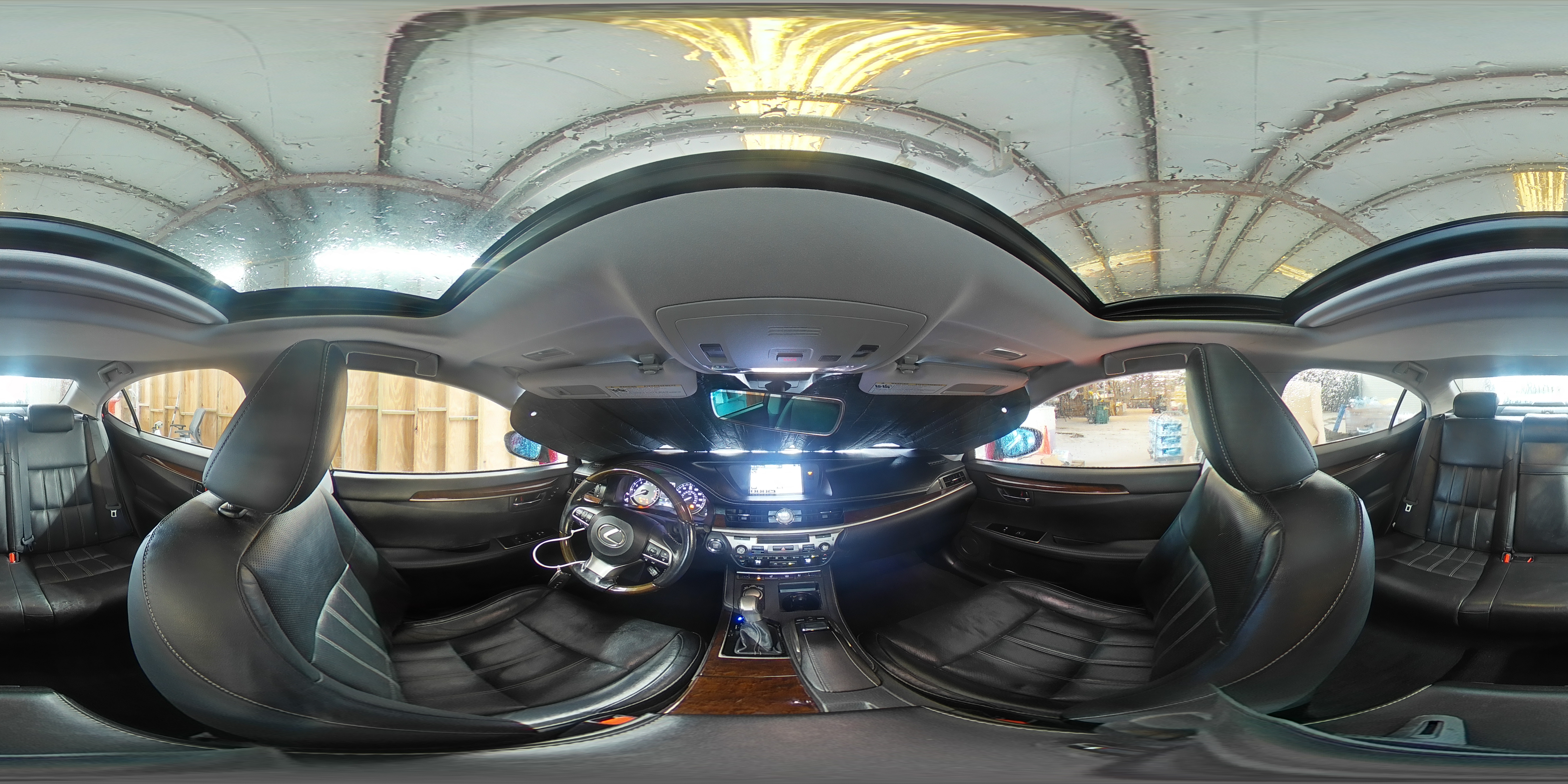 2016 Lexus ES - Image 15