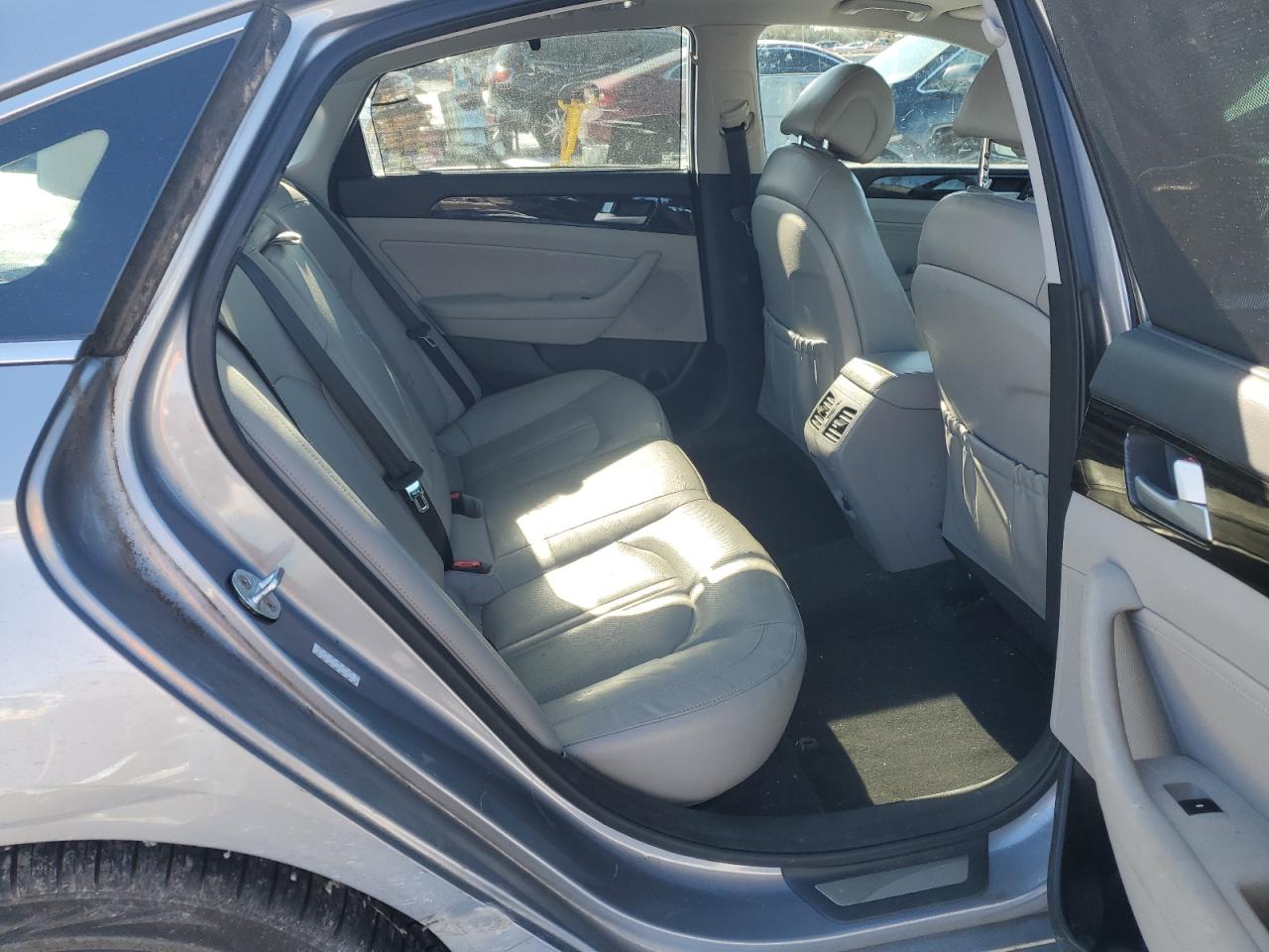 2017 Hyundai Sonata - Image 10