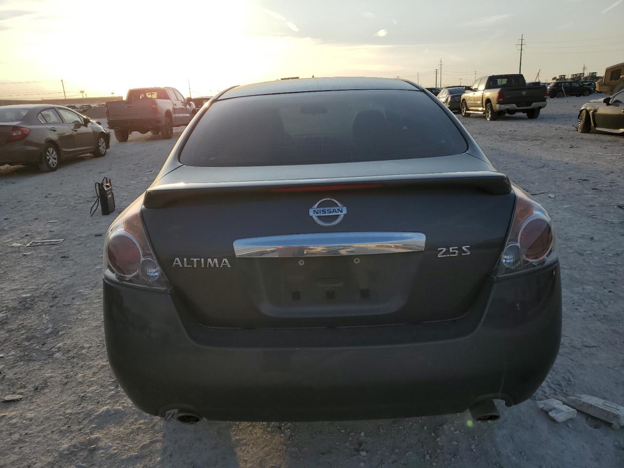 2010 Nissan Altima - Image 6