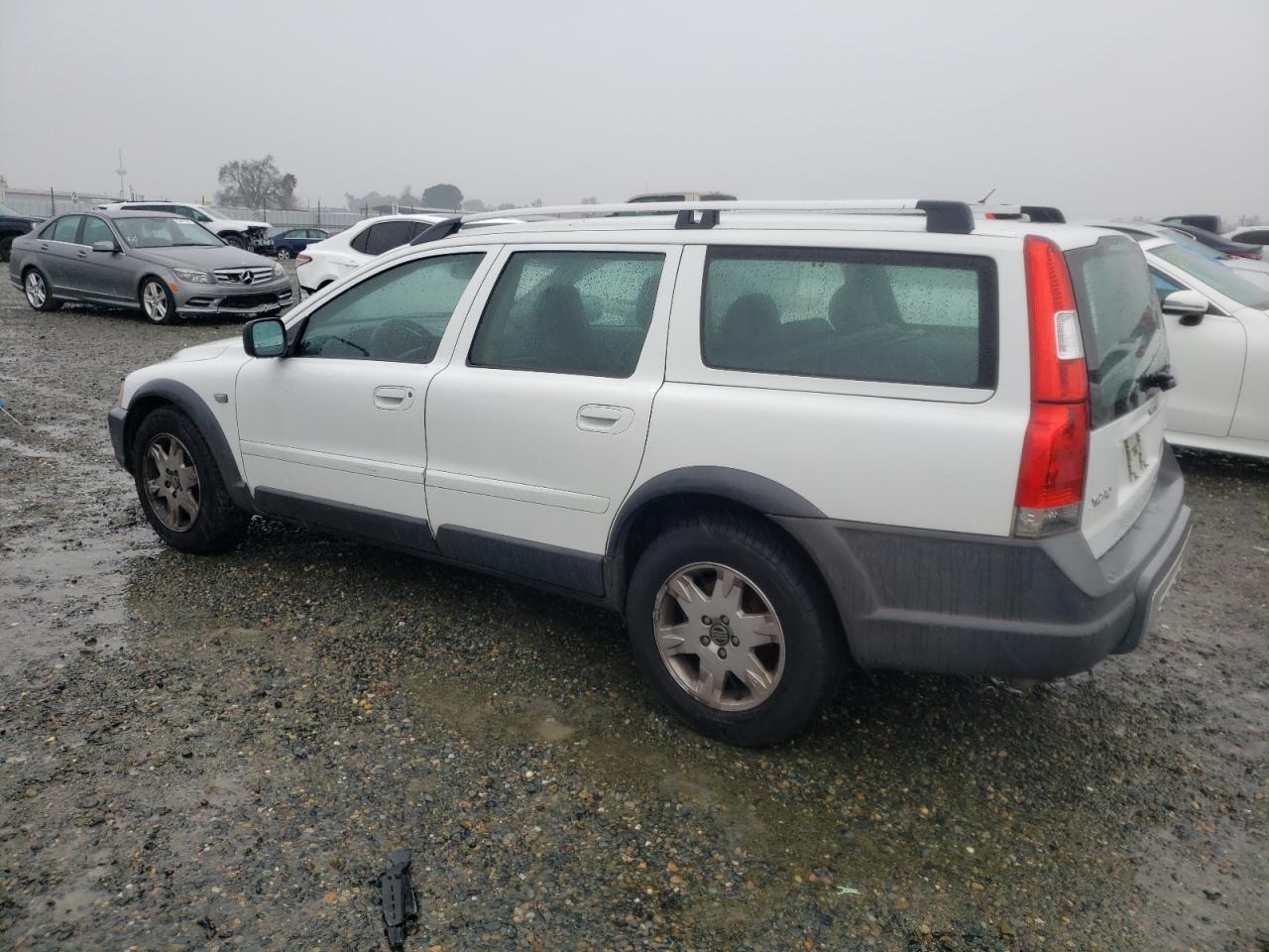 2006 Volvo XC70 - Image 2