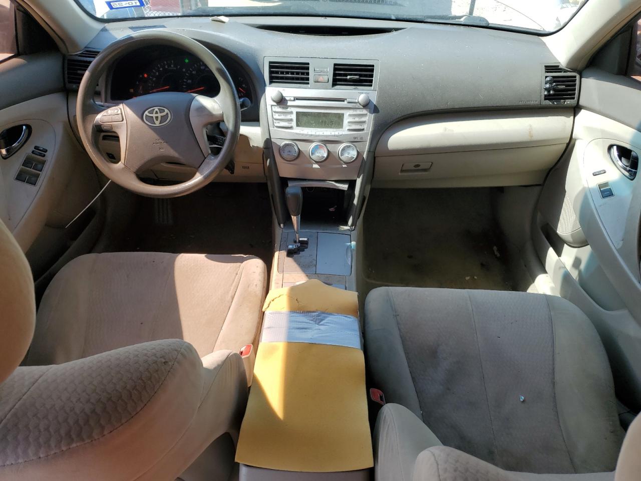 2010 Toyota Camry - Image 8
