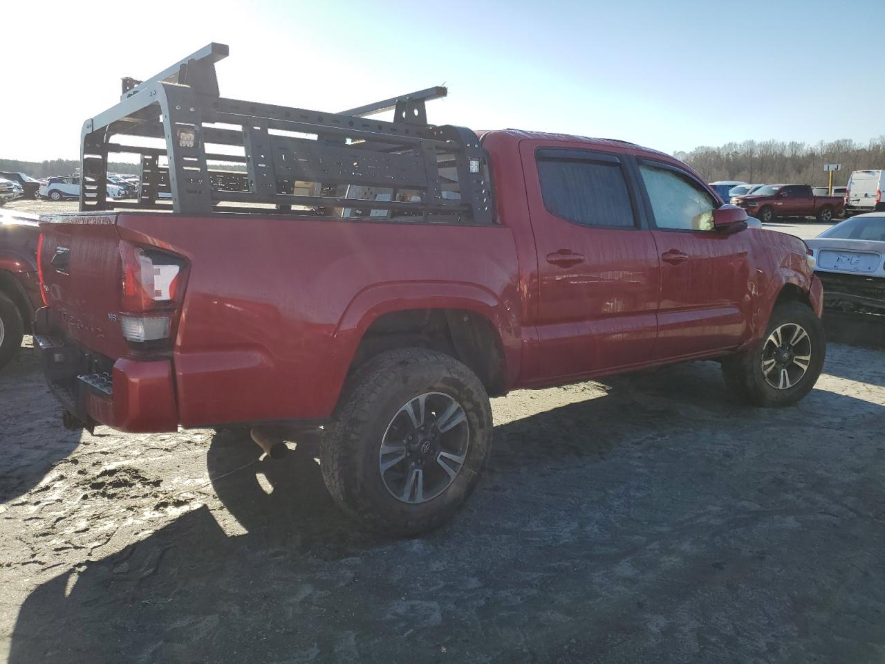 2019 Toyota Tacoma - Image 3
