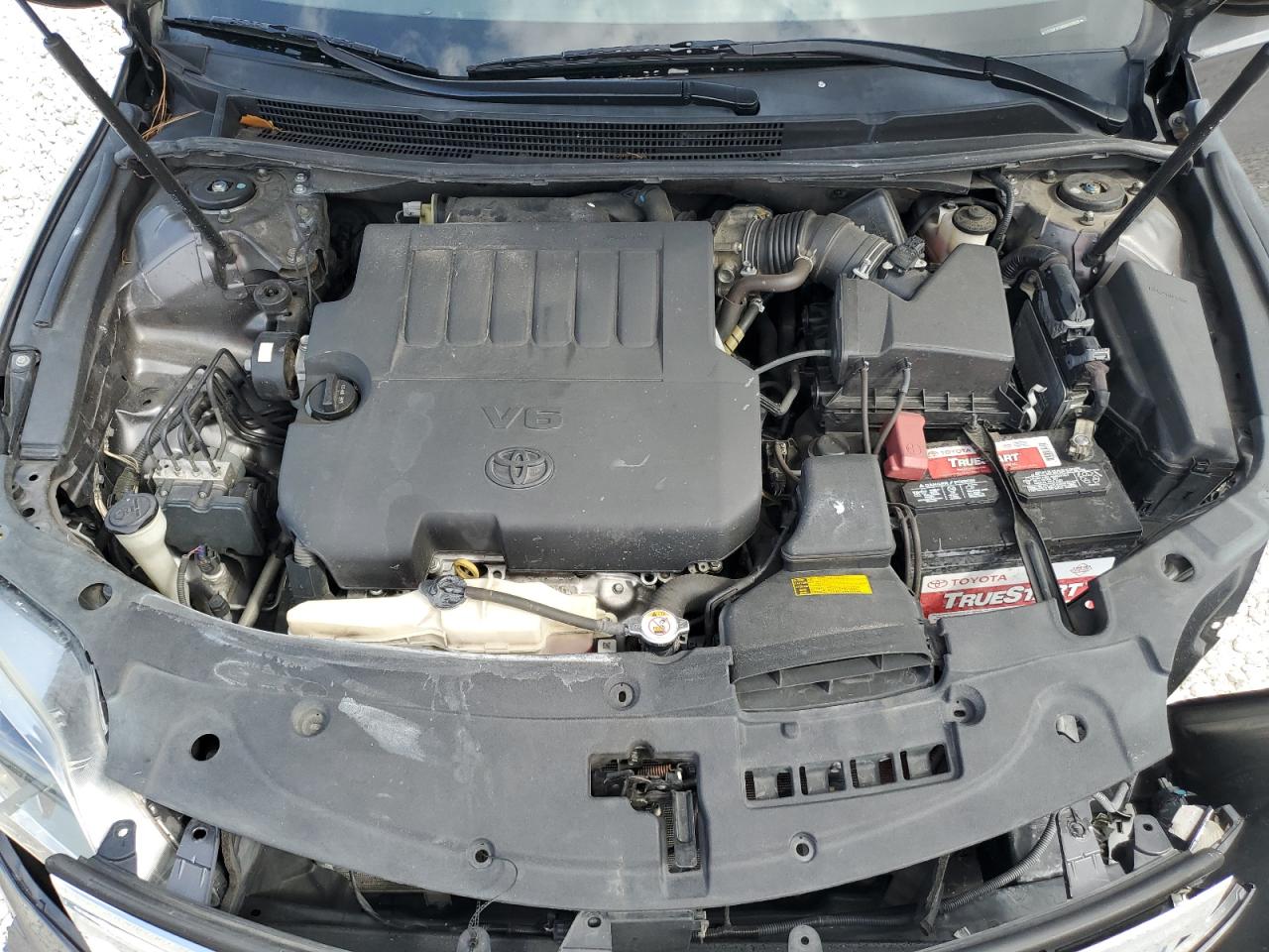 2013 Toyota Avalon - Image 11
