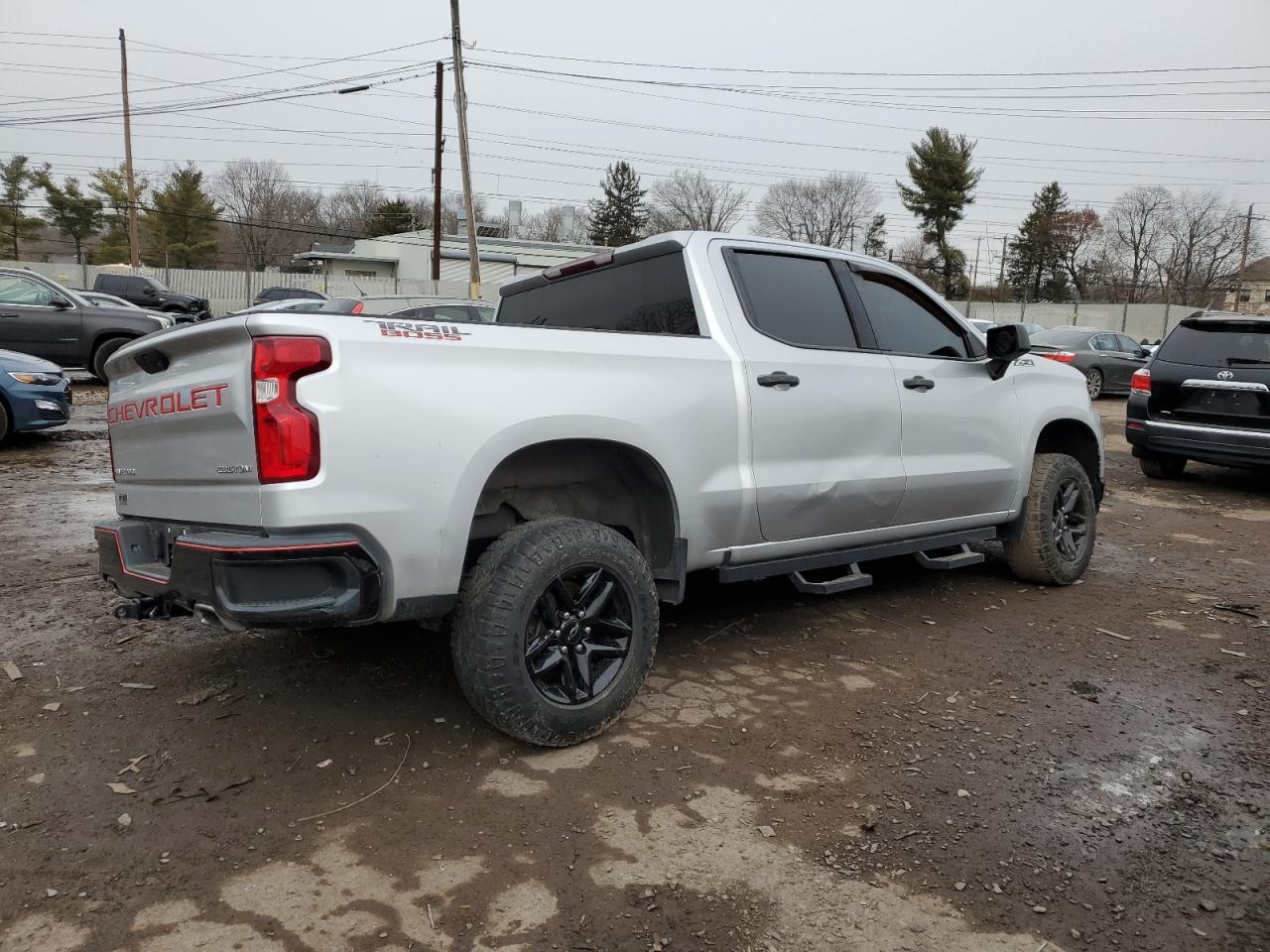 2019 Chevrolet Silverado - Image 3