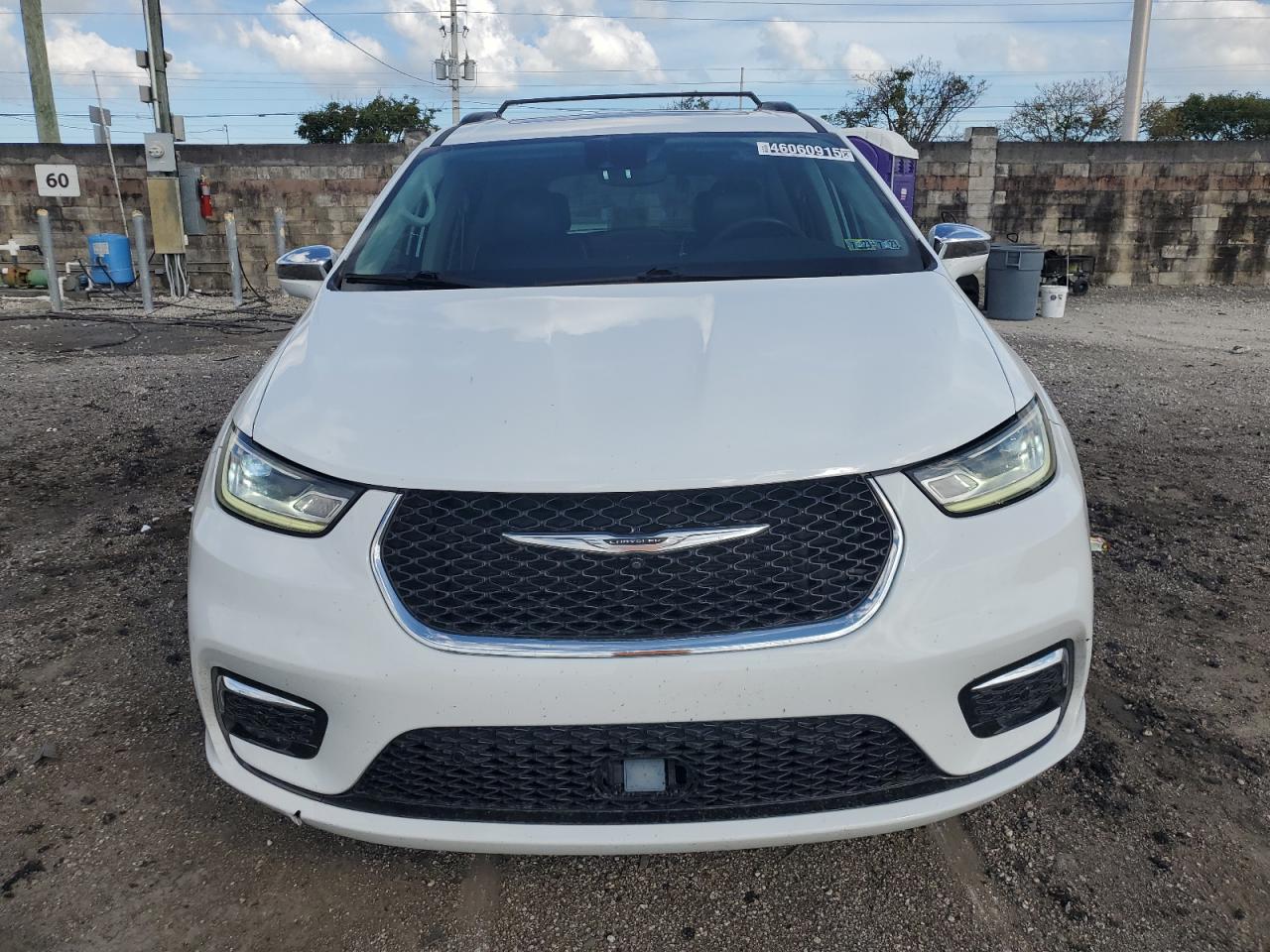 2022 Chrysler Pacifica - Image 5