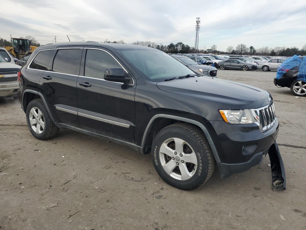 2011 Jeep Grand Cherokee - Image 4