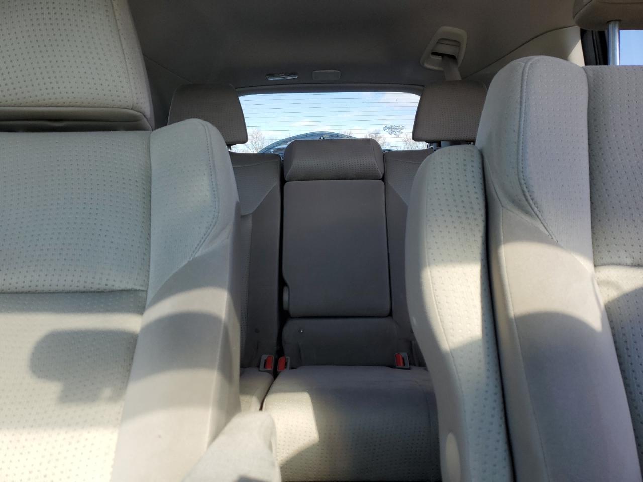 2012 Honda CR-V - Image 10