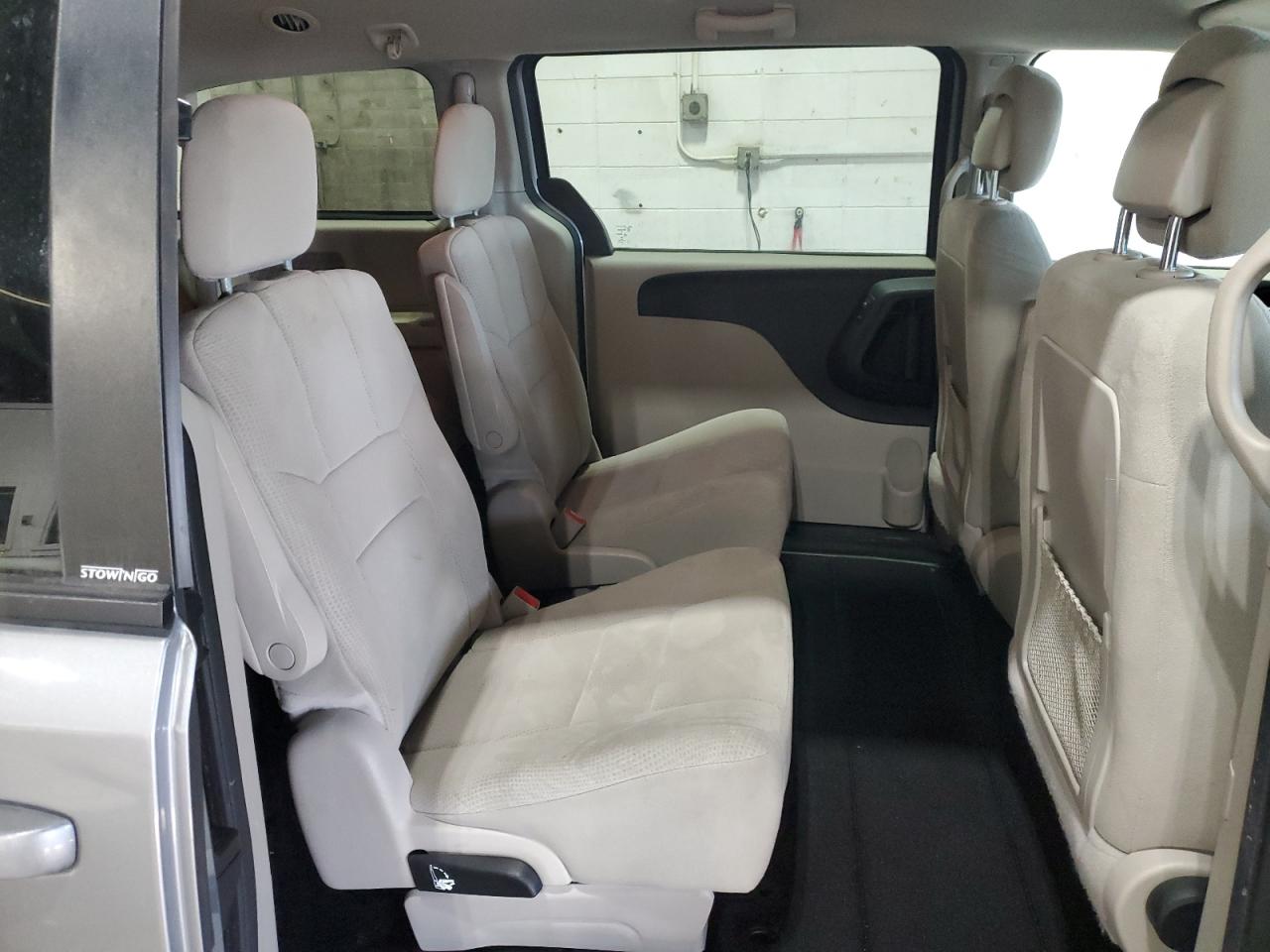 2013 Dodge Caravan - Image 11