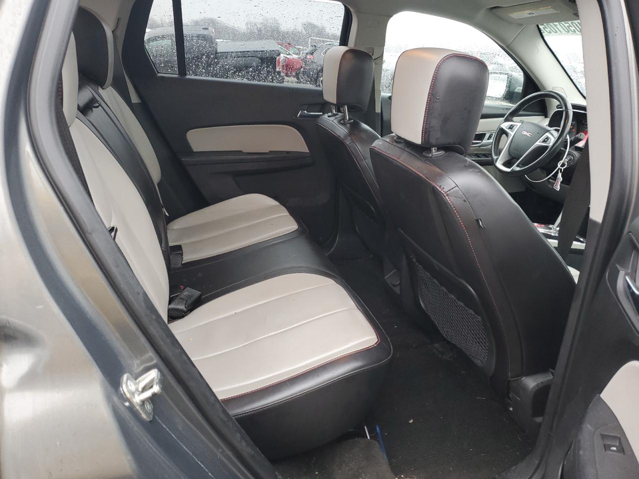 2012 GMC Terrain - Image 10