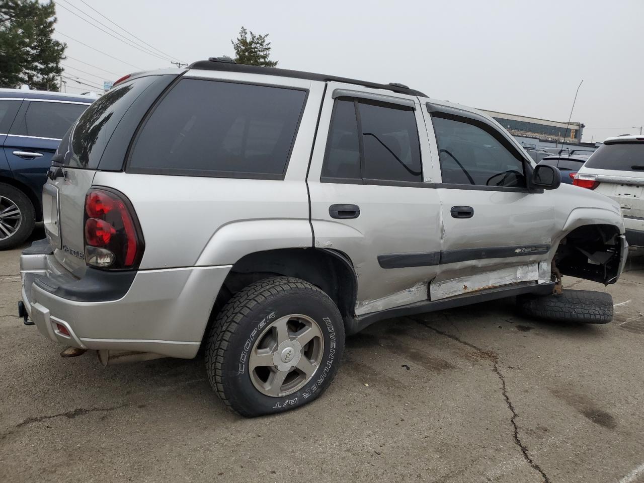 2004 Chevrolet TrailBlazer - Image 3