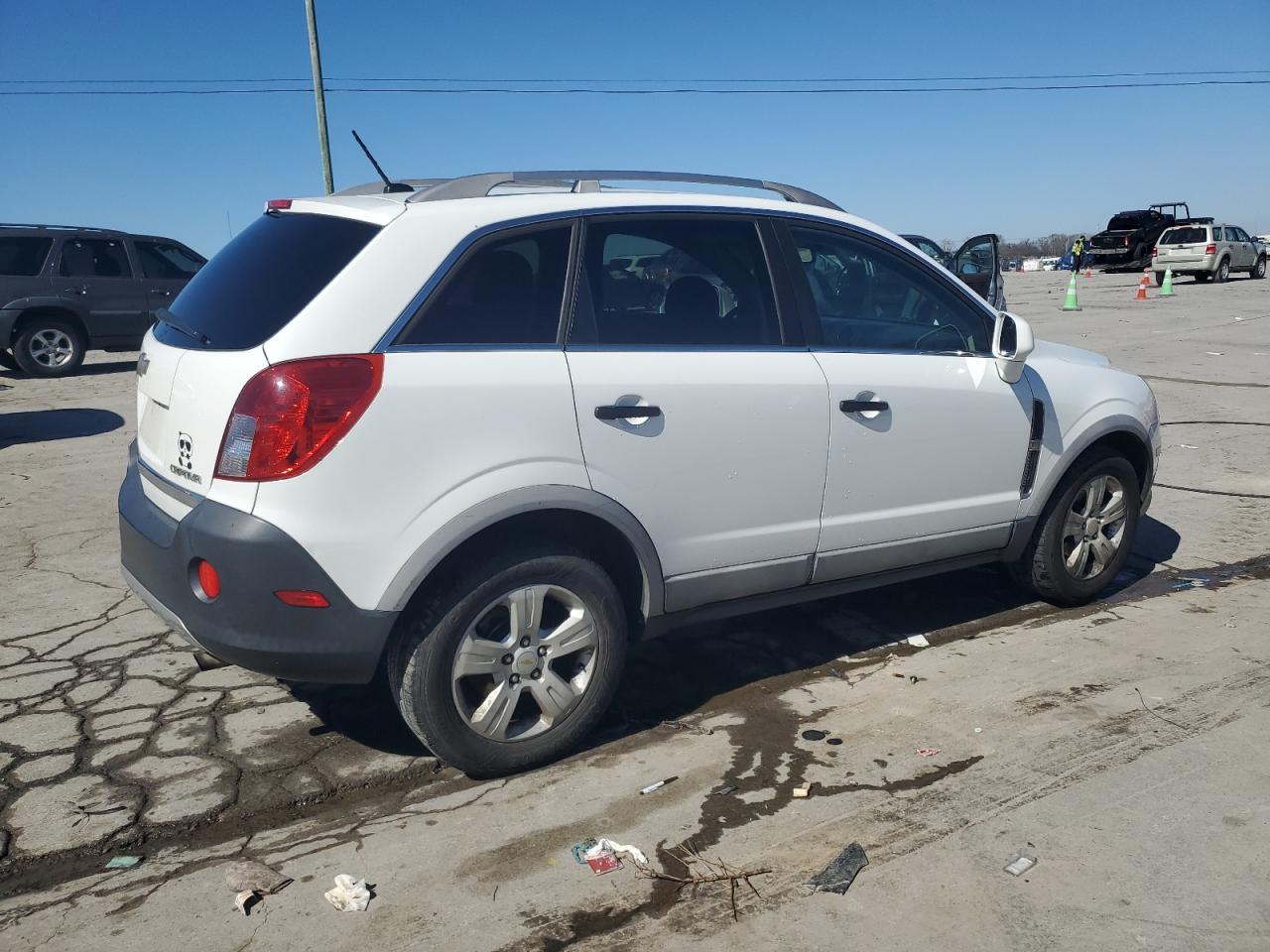 2014 Chevrolet Captiva - Image 3