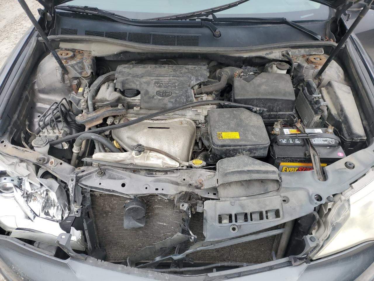 2013 Toyota Camry - Image 11