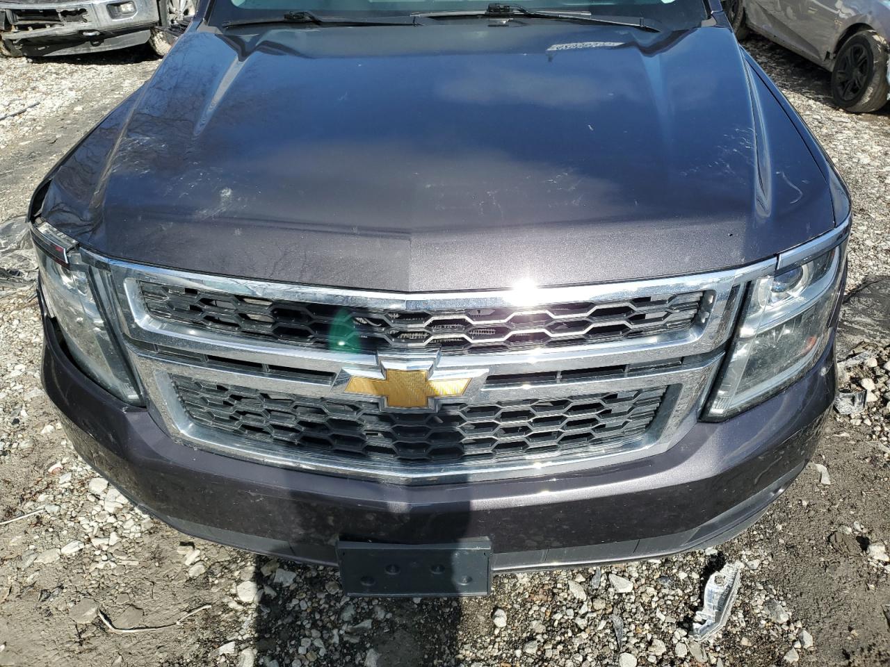 2015 Chevrolet Suburban - Image 12