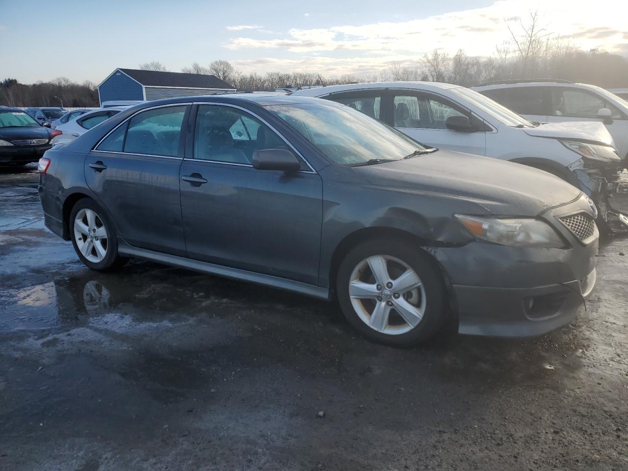 2010 Toyota Camry - Image 4