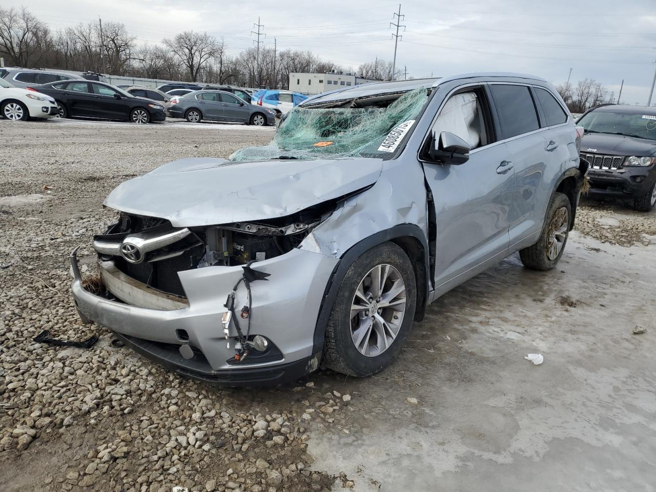 2014 Toyota Highlander - Image 1