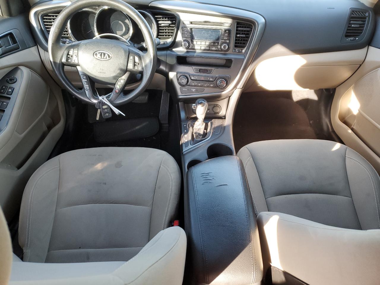 2012 Kia Optima - Image 8