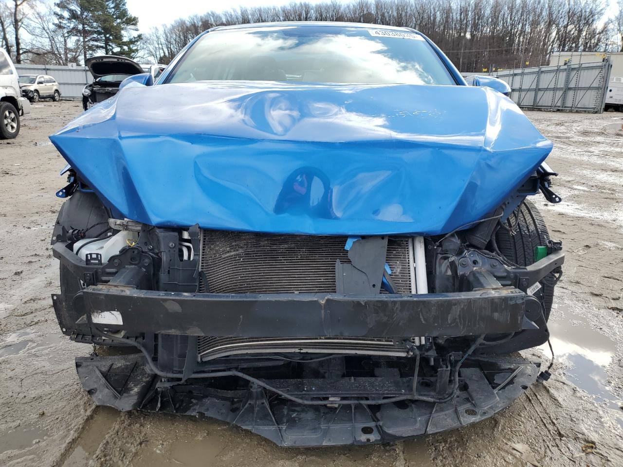 2018 Hyundai Elantra - Image 5
