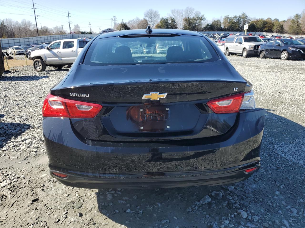 2023 Chevrolet Malibu - Image 6