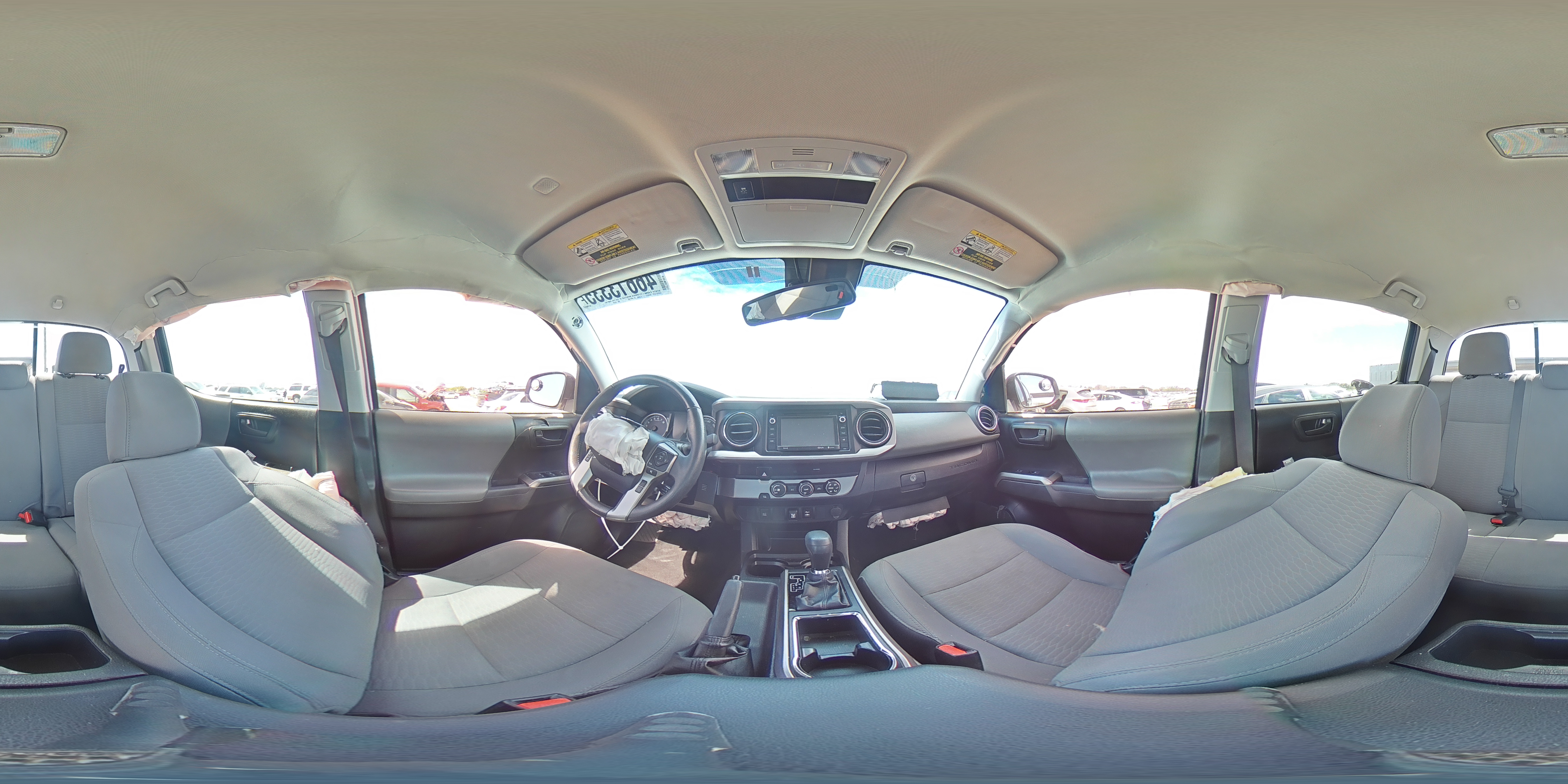 2019 Toyota Tacoma - Image 15