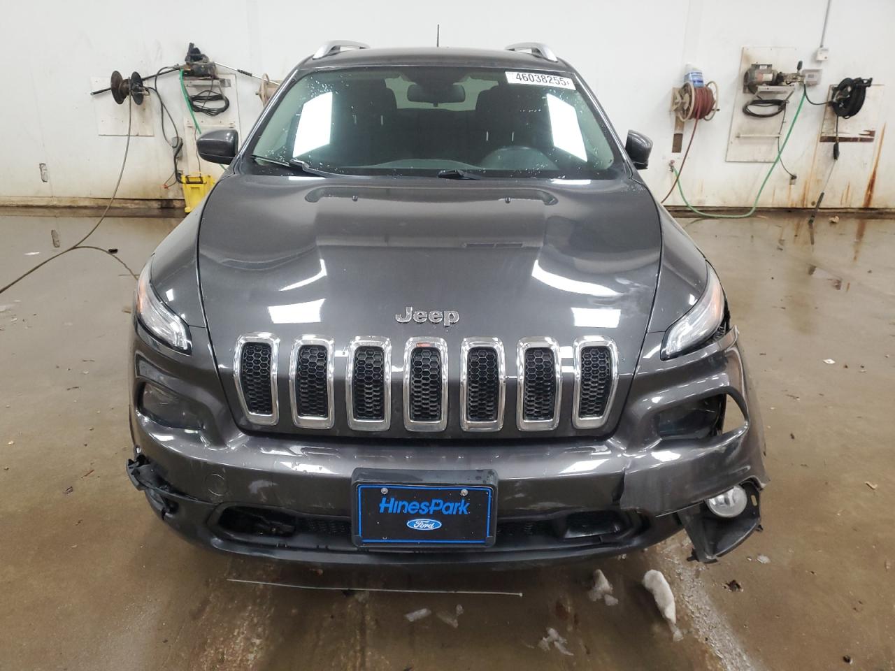 2015 Jeep Grand Cherokee - Image 5