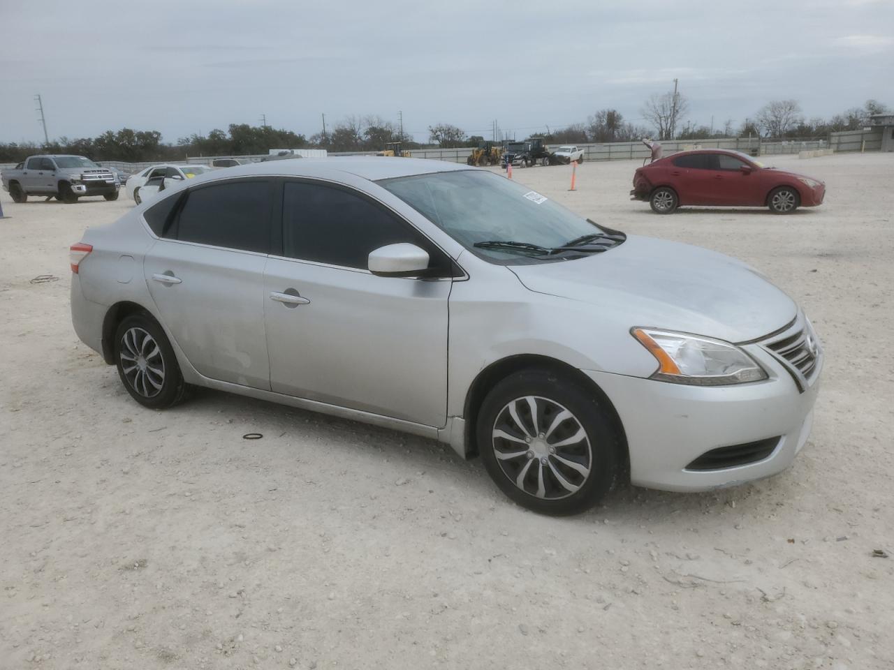 2014 Nissan Sentra - Image 4