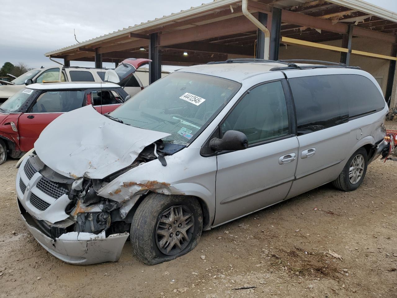 2002 Dodge Caravan - Image 1