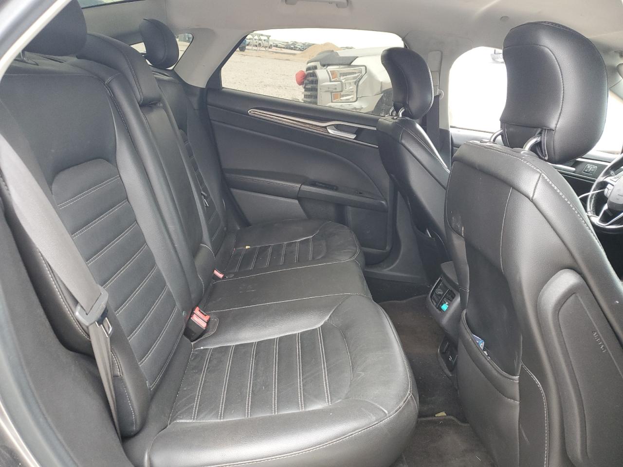 2013 Ford Fusion - Image 10