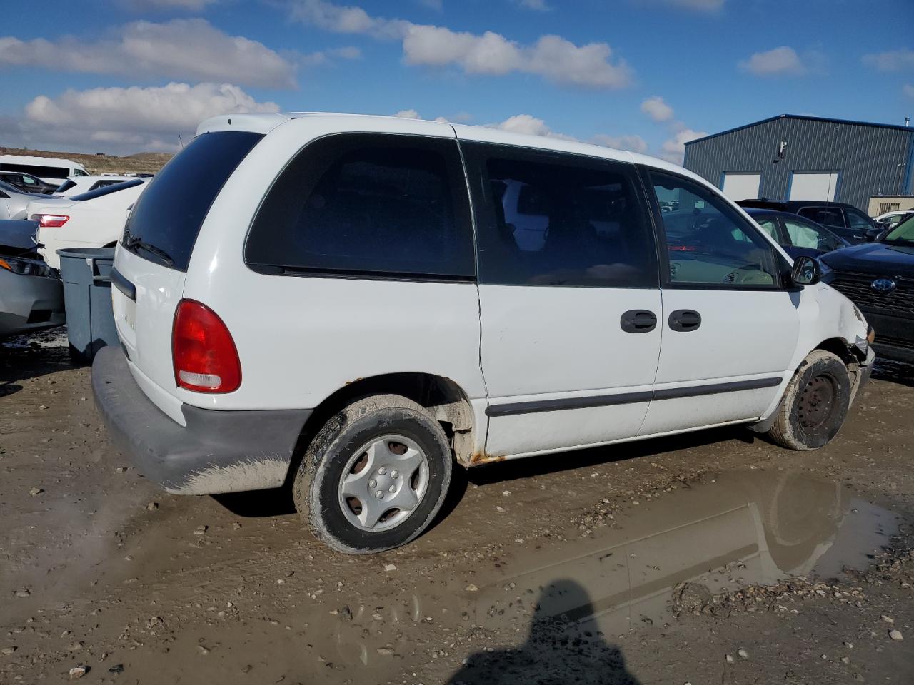 1999 Dodge Caravan - Image 3