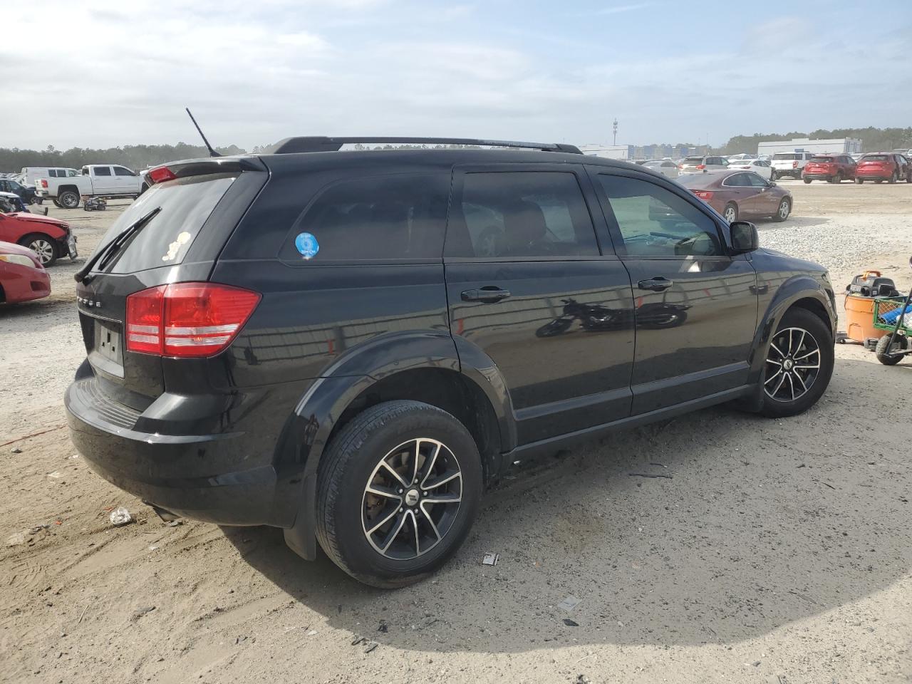 2018 Dodge Journey - Image 3