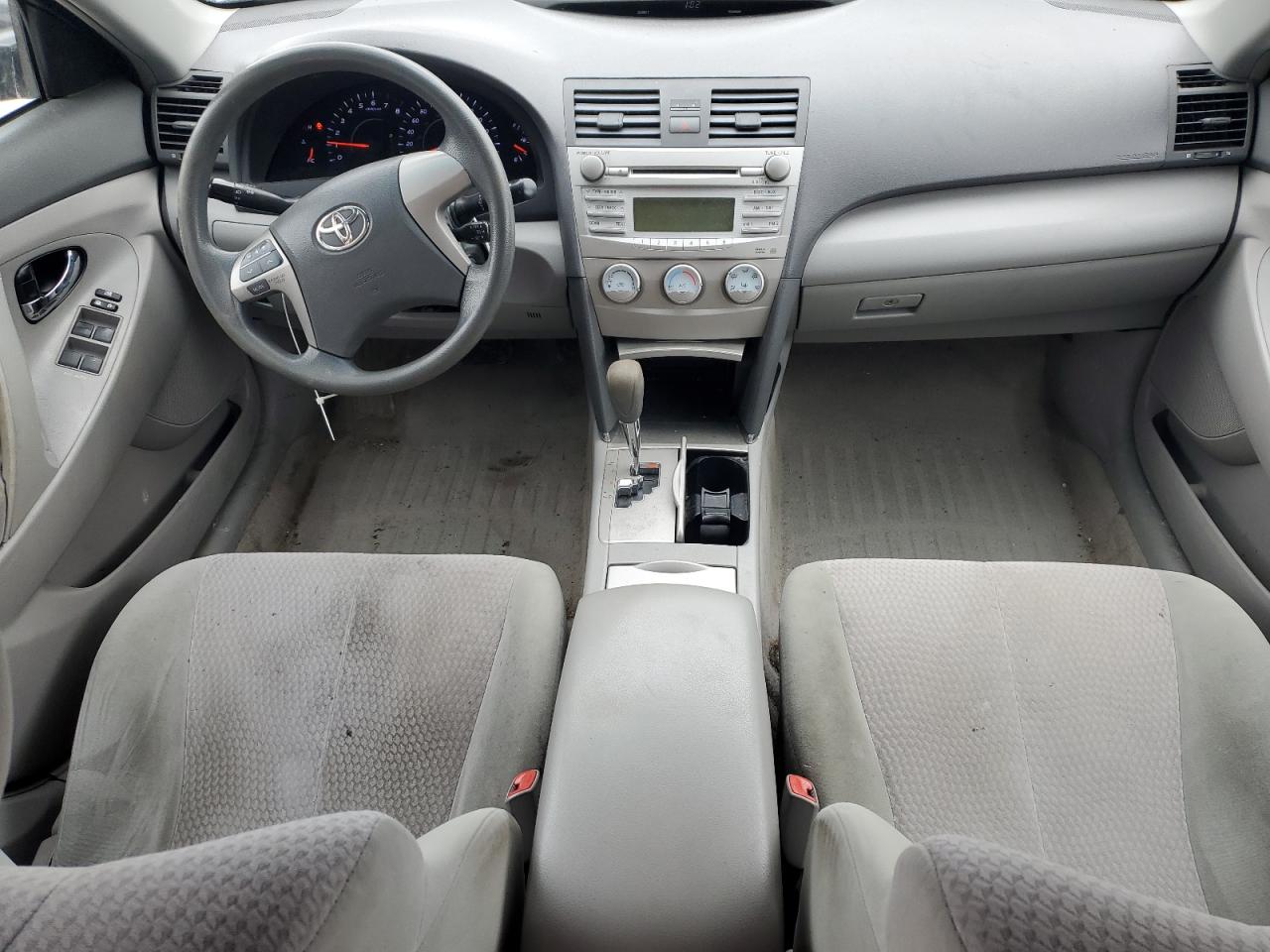 2010 Toyota Camry - Image 8
