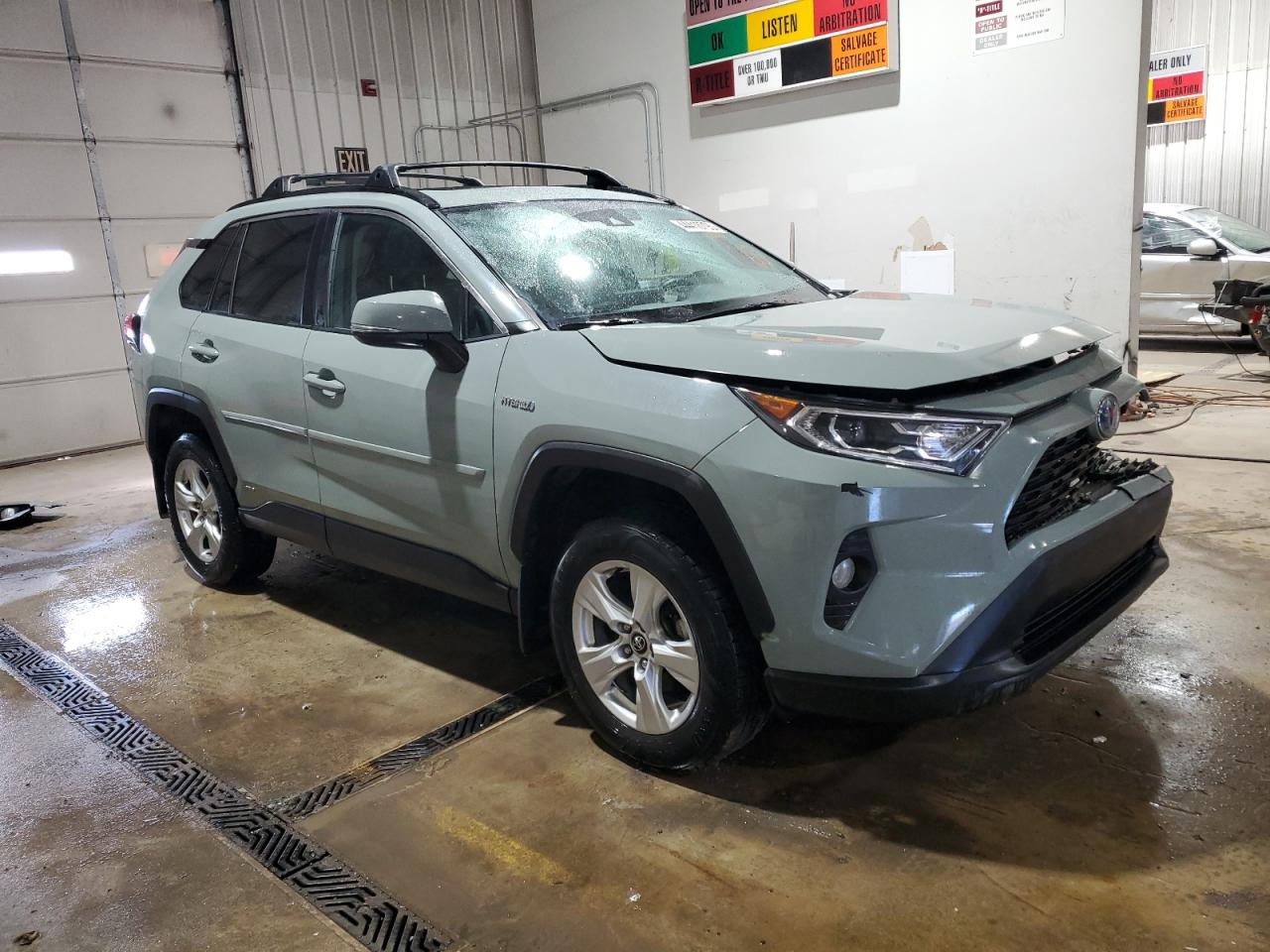 2020 Toyota RAV 4 - Image 4