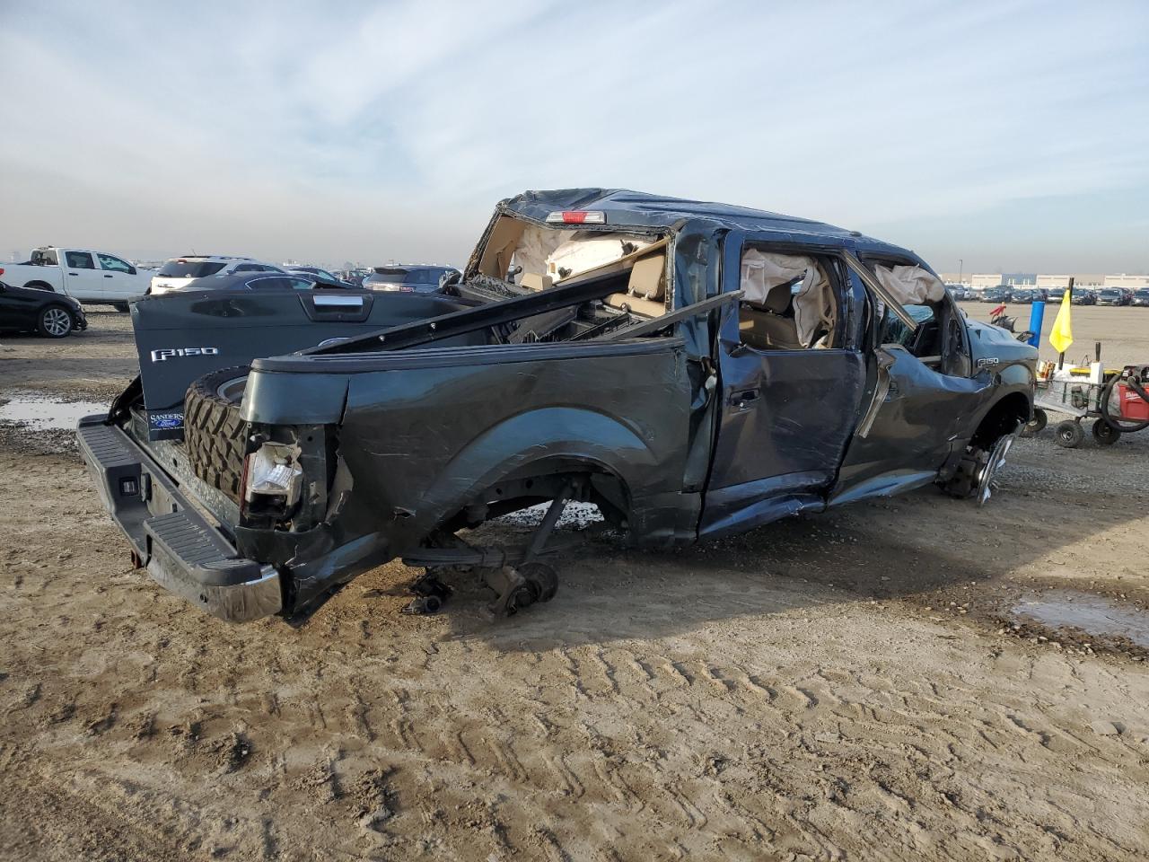 2015 Ford F-150 - Image 3