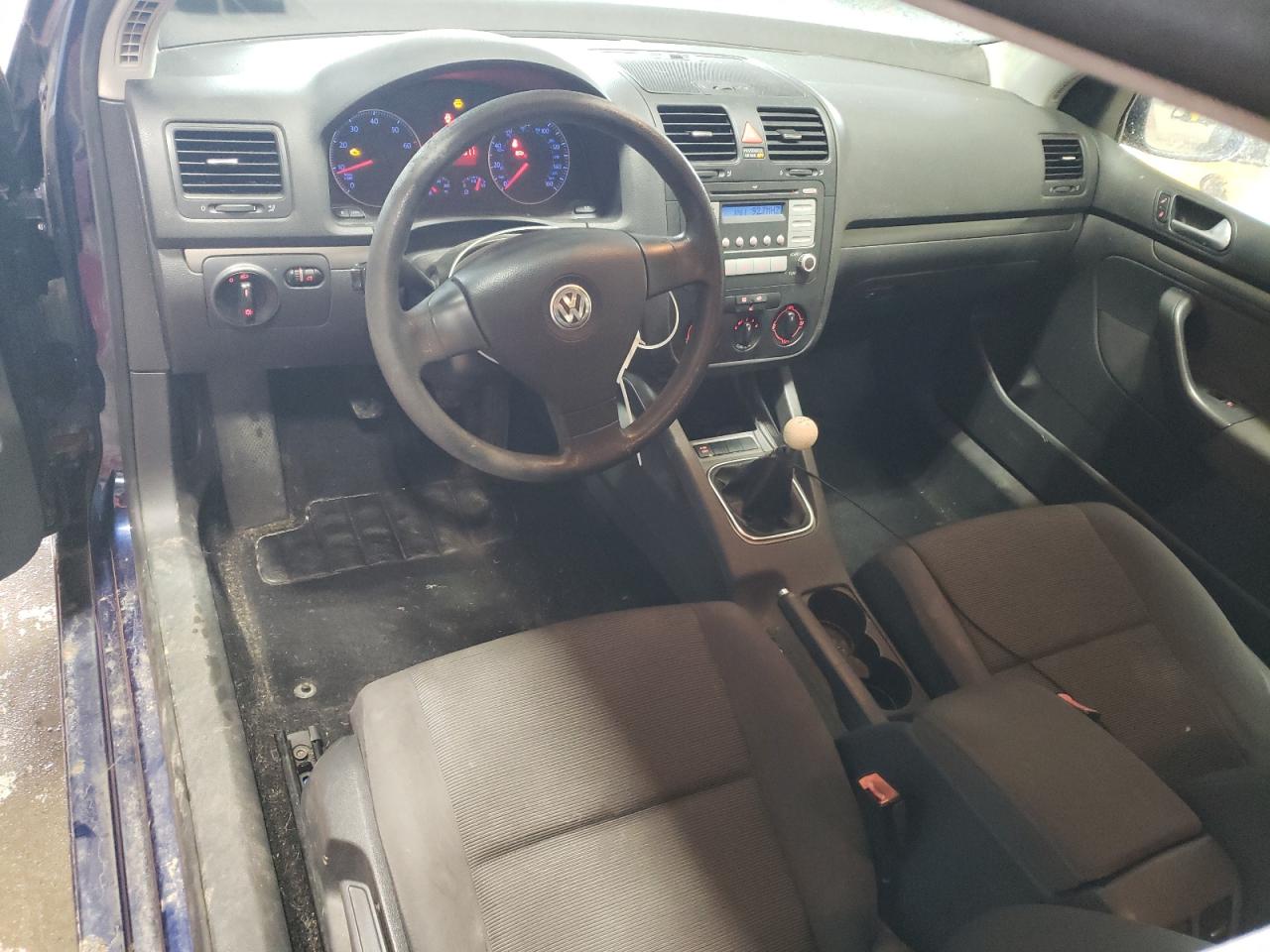 2007 Volkswagen Golf - Image 8