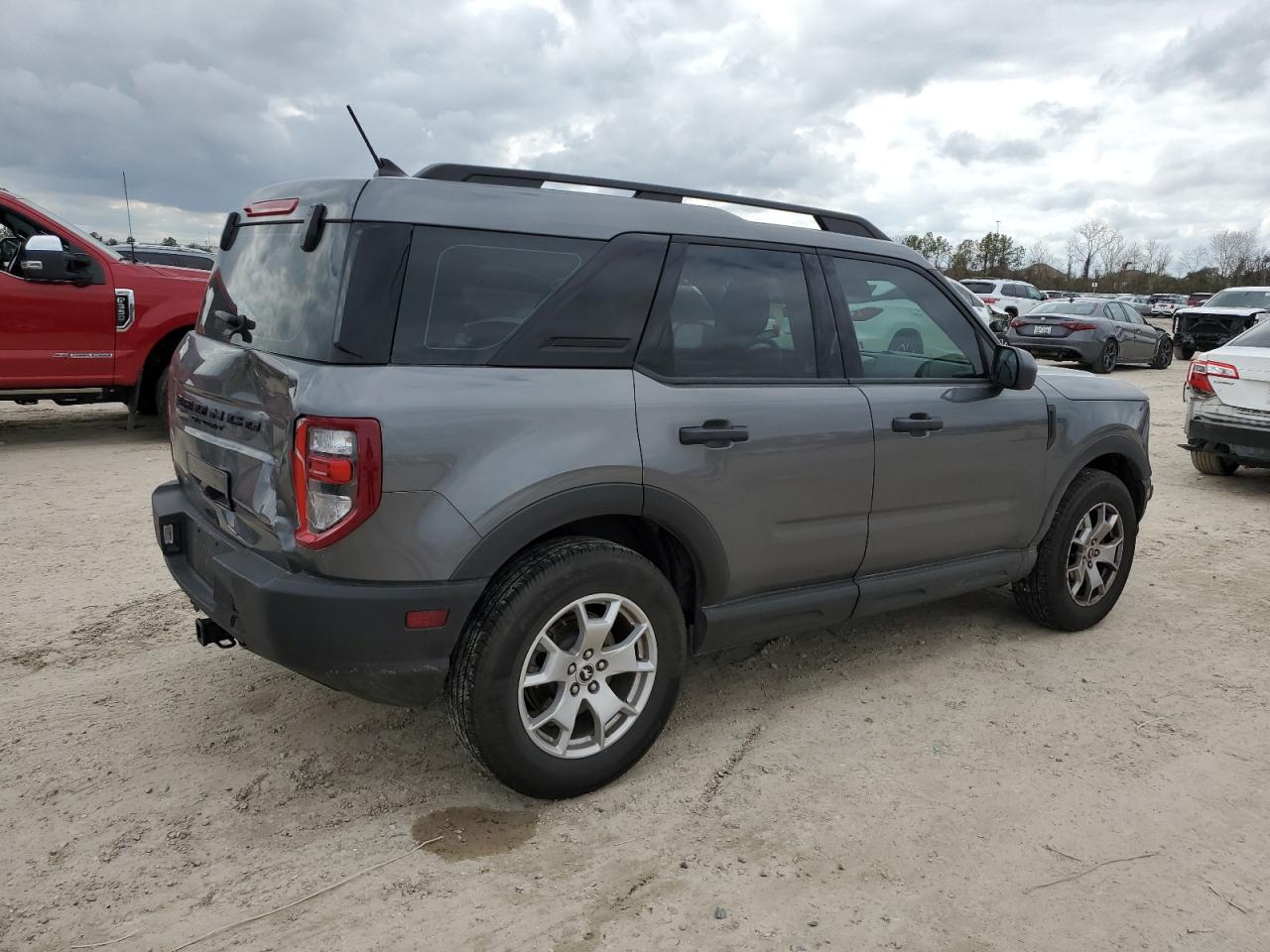 2021 Ford Bronco - Image 3