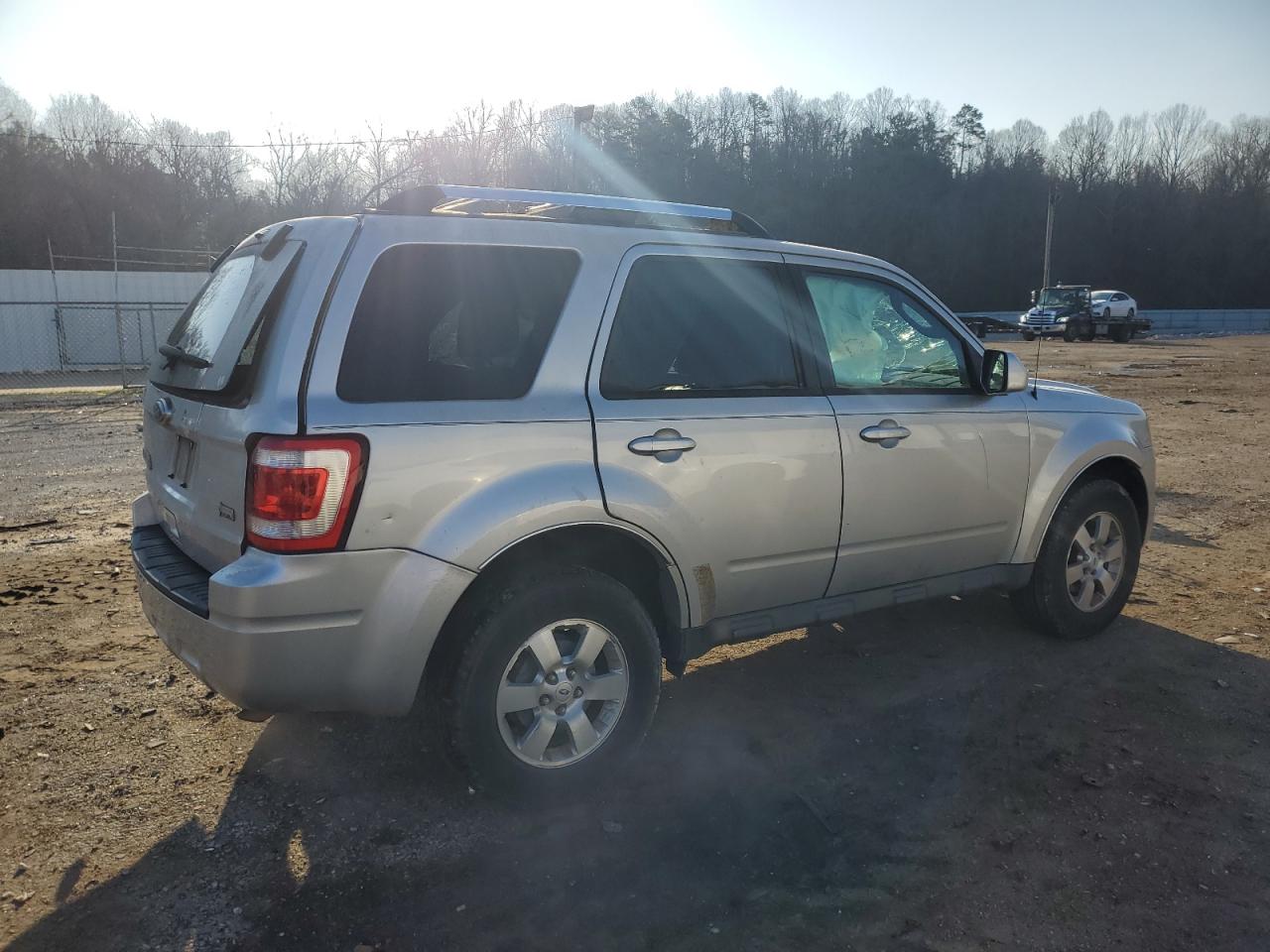 2011 Ford Escape - Image 3