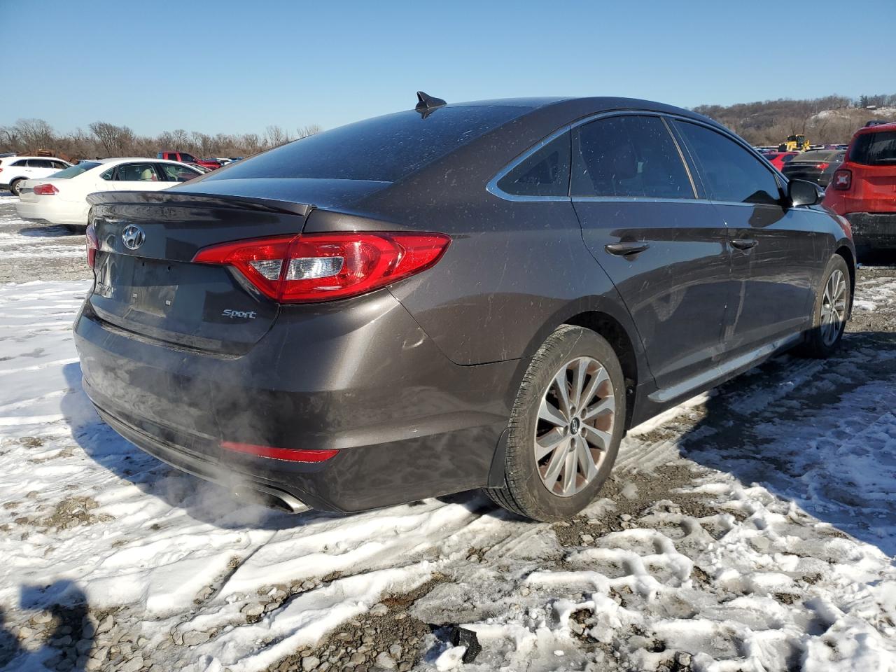 2015 Hyundai Sonata - Image 3