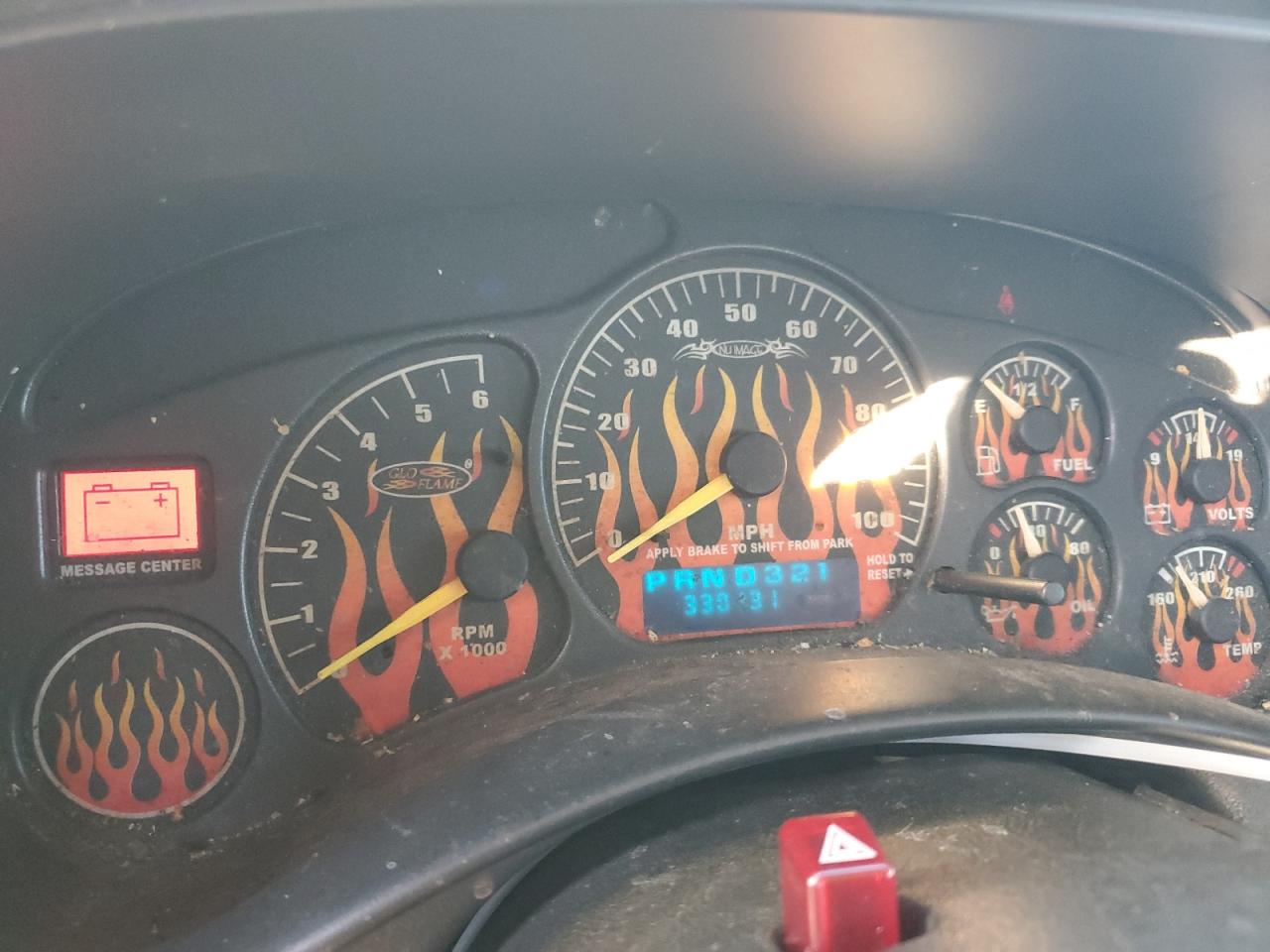 2000 Chevrolet Silverado - Image 9
