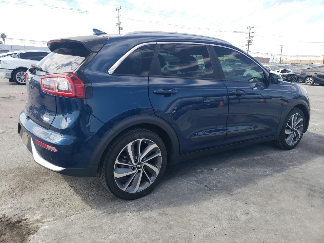 2017 Kia Niro - Image 3