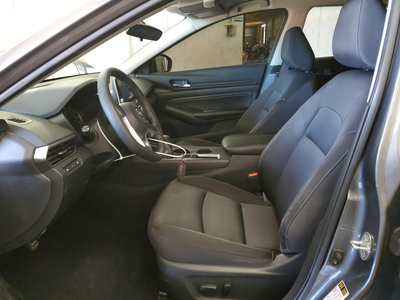 2020 Nissan Altima - Image 7
