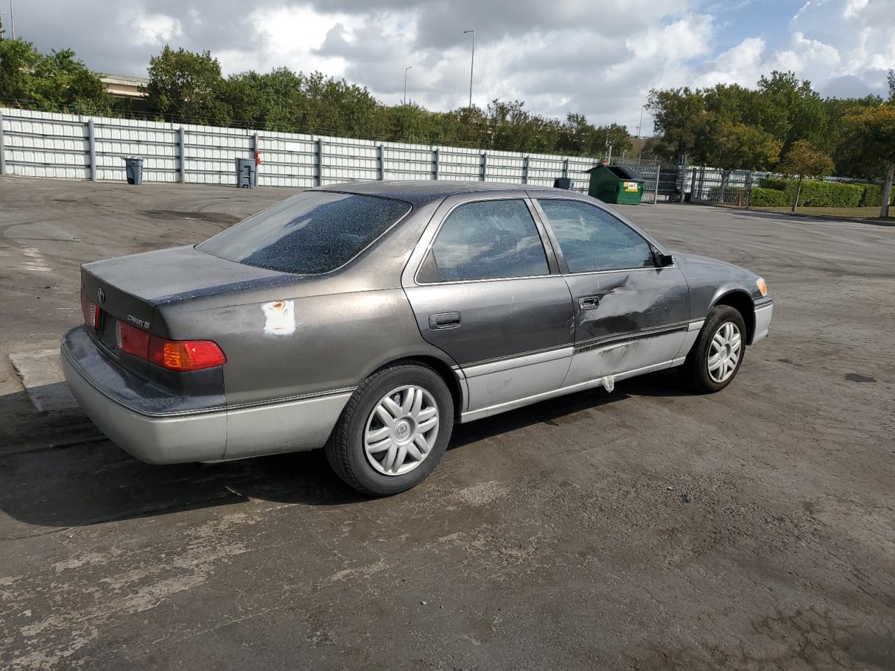 2001 Toyota Camry - Image 3