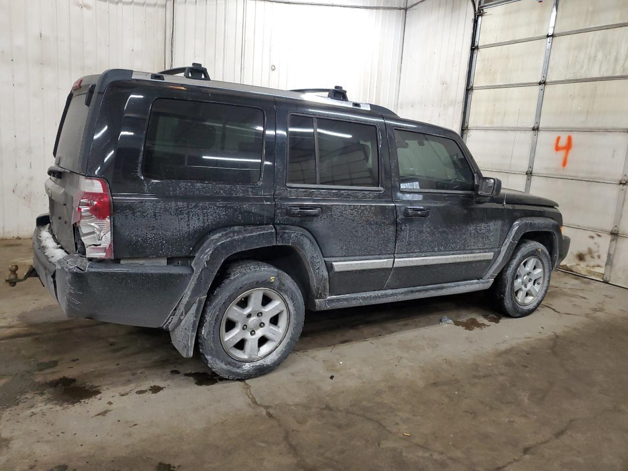 2007 Jeep Commander - Image 3