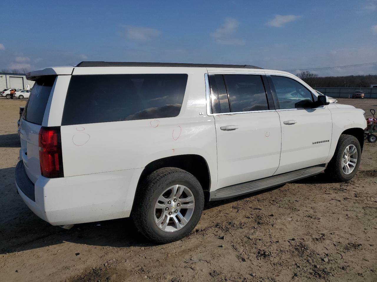2015 Chevrolet Suburban - Image 3