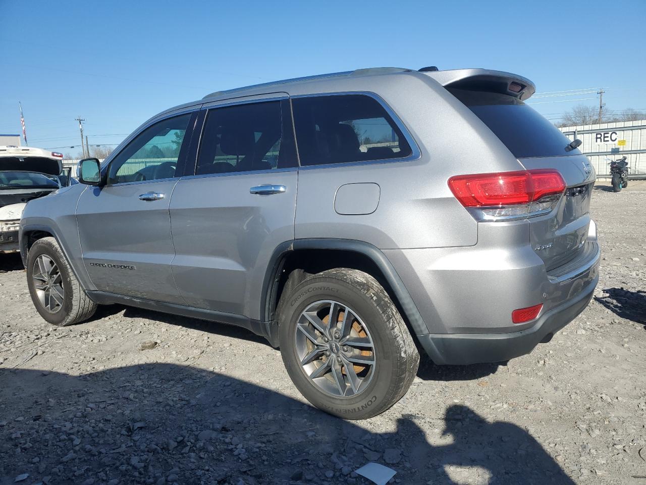 2018 Jeep Grand Cherokee - Image 2
