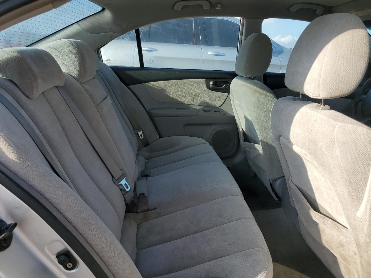 2007 Kia Optima - Image 10