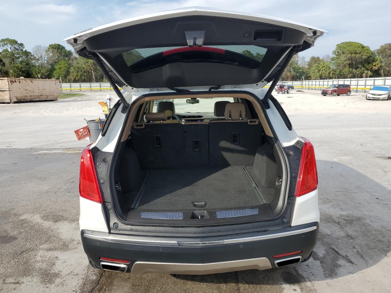 2019 Cadillac XT5 - Image 6