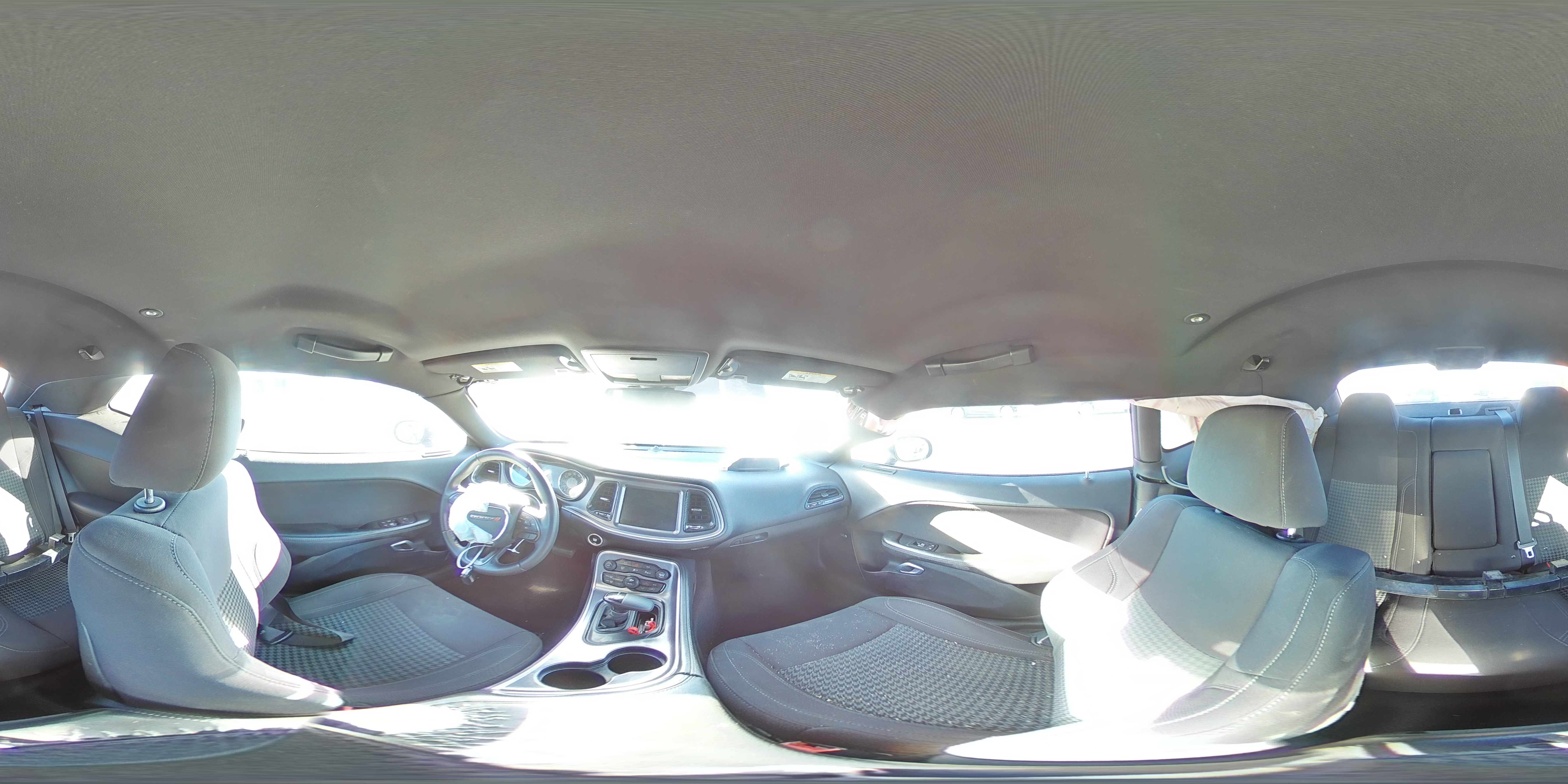 2016 Dodge Challenger - Image 12